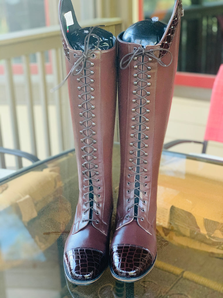 Astrea by Pioneer in Brown